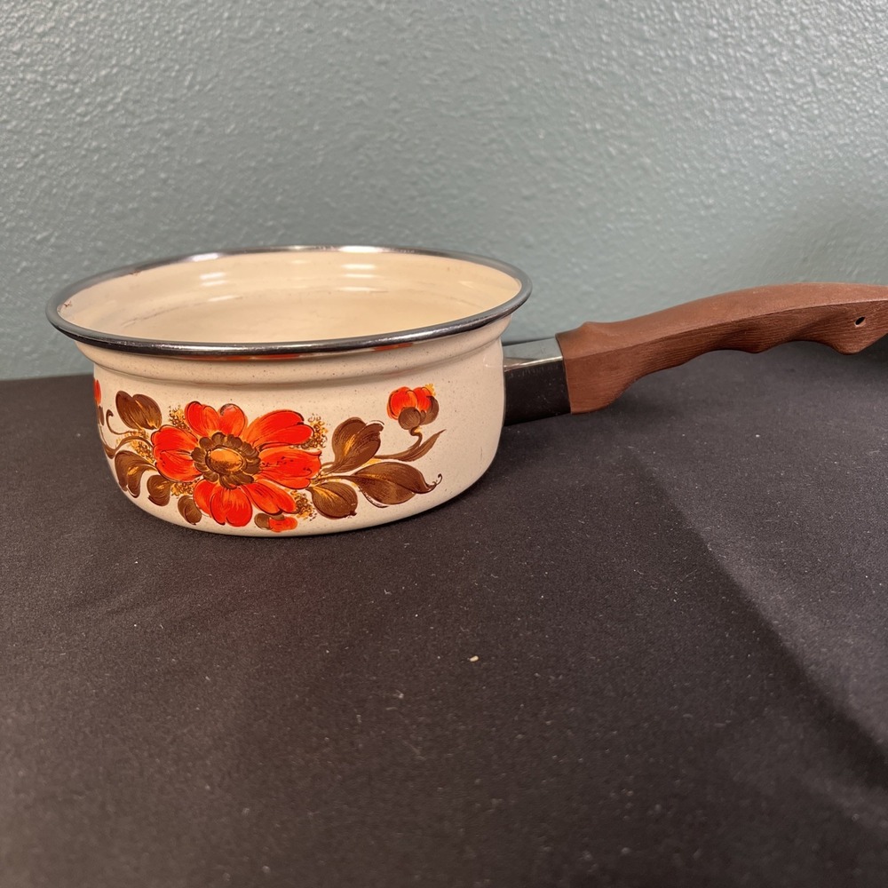 VTG 1960's Moneta Enamel 1 Quart Saucepan‎ Pot #14 Beige Floral Sorrento No Lid